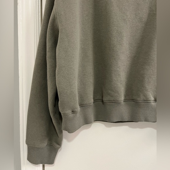 Nuuds Cropped Crewneck Sweatshirt in Olive Size XS - Picture 11 of 14